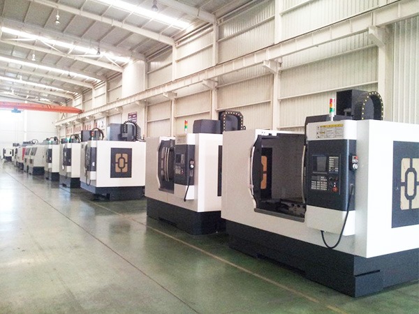 CNC加工中心设备